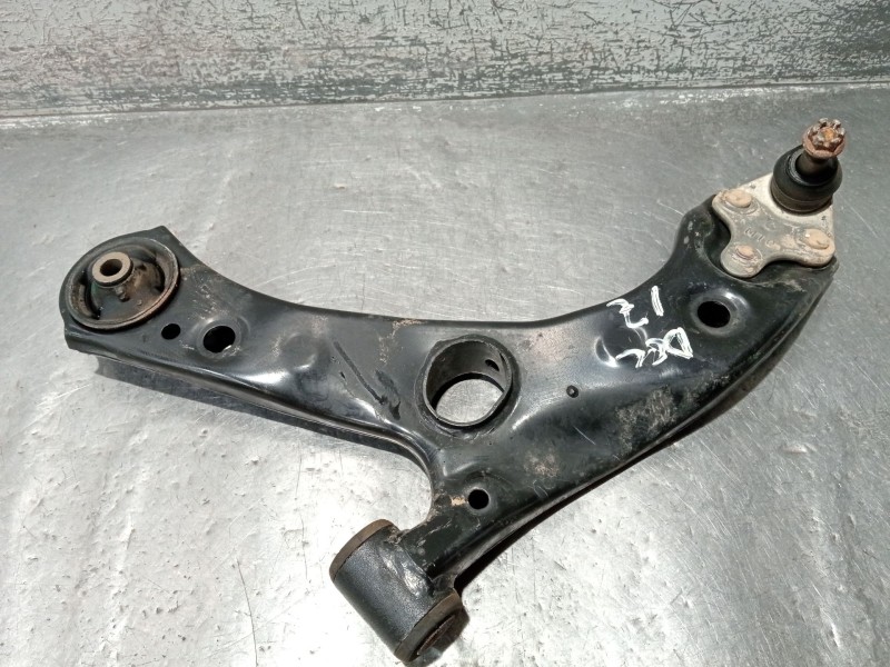 Recambio de brazo suspension inferior delantero izquierdo para toyota c-hr (_x1_) 2.0 hybrid (maxh10) referencia OEM IAM   