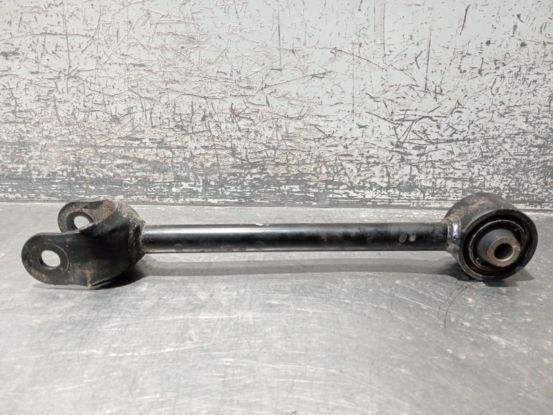 Recambio de brazo suspension inferior trasero izquierdo para toyota c-hr (_x1_) 2.0 hybrid (maxh10) referencia OEM IAM   