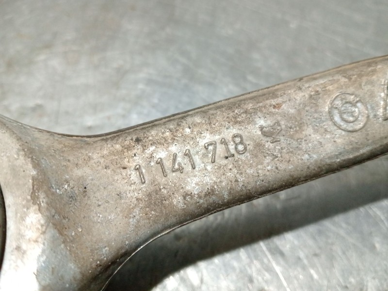 Recambio de brazo suspension inferior delantero derecho para bmw 5 (e39) 525 d referencia OEM IAM 1141718  