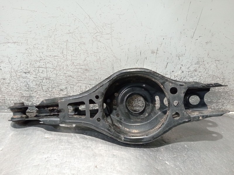 Recambio de brazo suspension inferior trasero derecho para toyota c-hr (_x1_) 2.0 hybrid (maxh10) referencia OEM IAM   