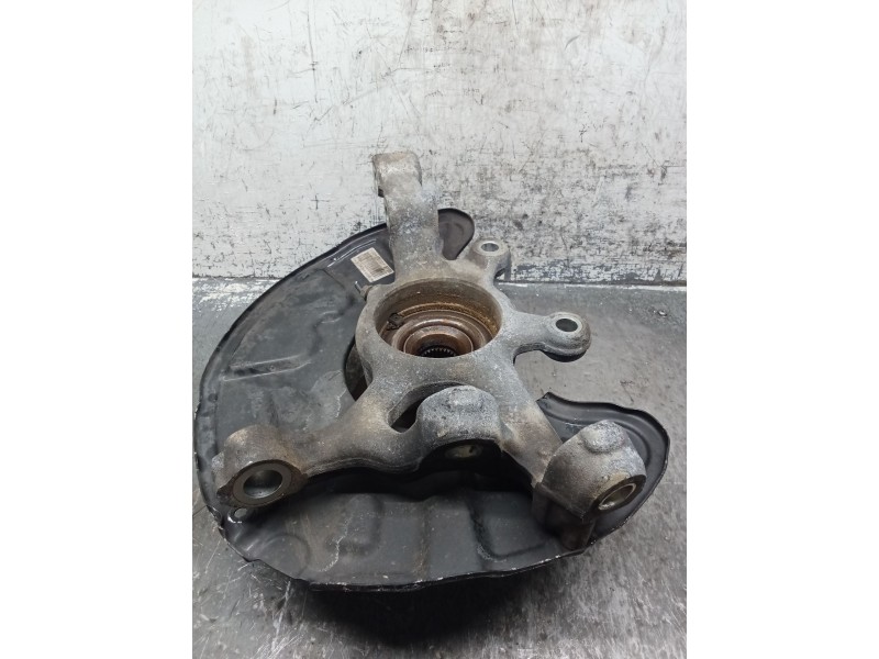 Recambio de mangueta delantera derecha para mercedes-benz clase glk (x204) 220 cdi 4-matic (204.984, 204.997) referencia OEM IAM