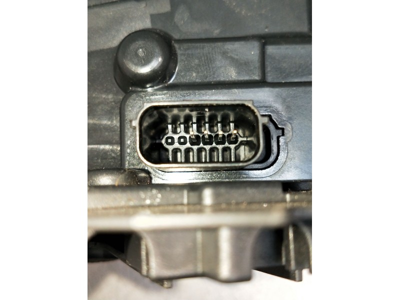 Recambio de motor cierre centralizado delantero derecho para ford fiesta (ce1) cool&connect referencia OEM IAM H1BAS21812SB 5P 