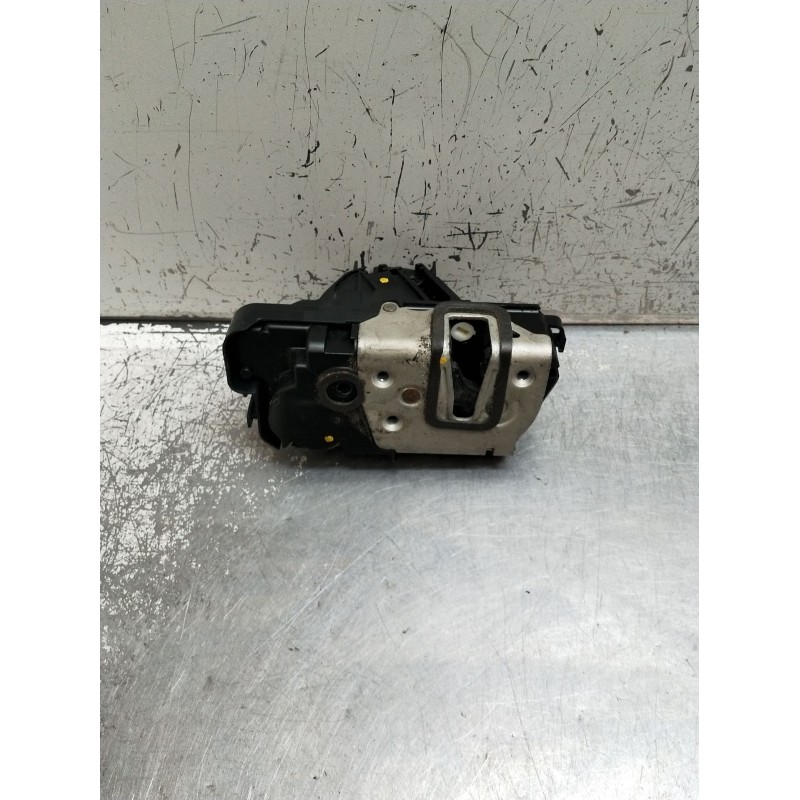 Recambio de motor cierre centralizado trasero izquierdo para ford fiesta (ce1) cool&connect referencia OEM IAM H1BAA26413CB 5P 