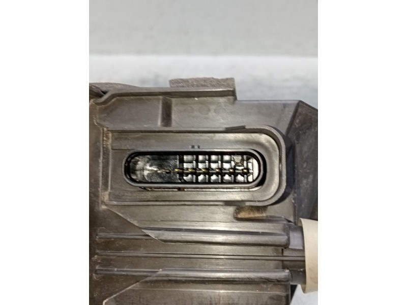 Recambio de motor cierre centralizado trasero izquierdo para jaguar e-pace (x540) 2.0 d180 awd referencia OEM IAM J9C324995CC 5P