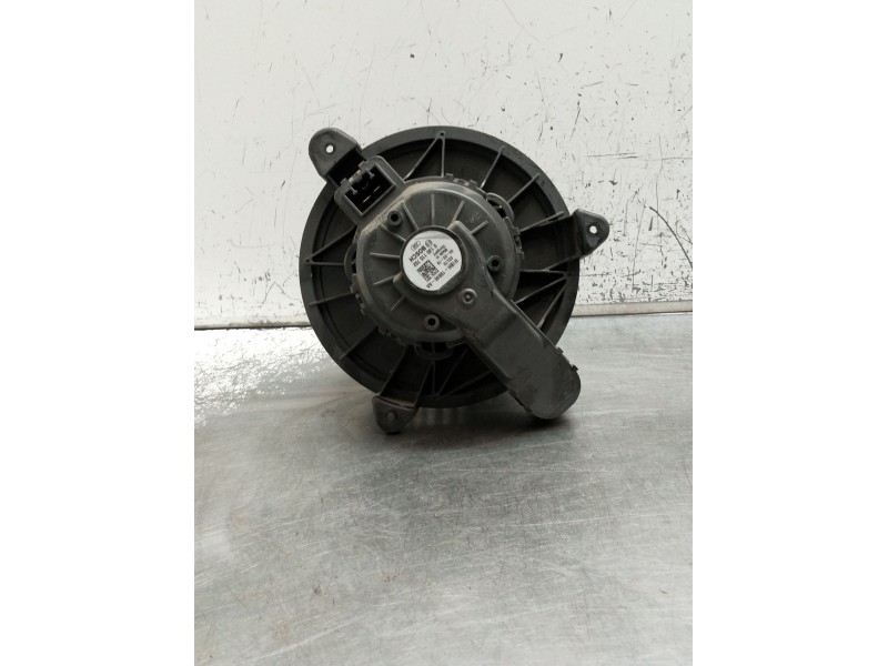 Recambio de motor calefaccion para ford fiesta (ce1) cool&connect referencia OEM IAM H1BH19846AA 0130115702 