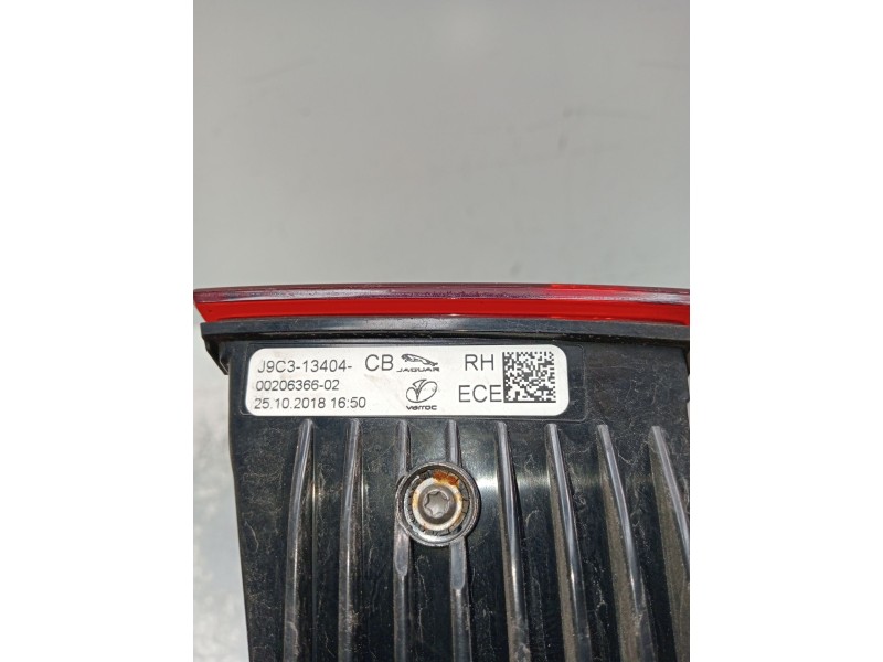 Recambio de piloto trasero derecho para jaguar e-pace (x540) 2.0 d180 awd referencia OEM IAM J9C313404CB  