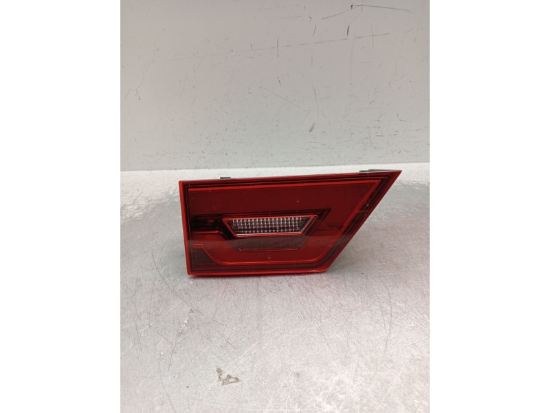 Recambio de piloto trasero izquierdo interior para jaguar e-pace (x540) 2.0 d180 awd referencia OEM IAM J9C313193CC 002063730300