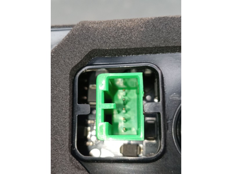 Recambio de piloto trasero izquierdo interior para jaguar e-pace (x540) 2.0 d180 awd referencia OEM IAM J9C313193CC 002063730300