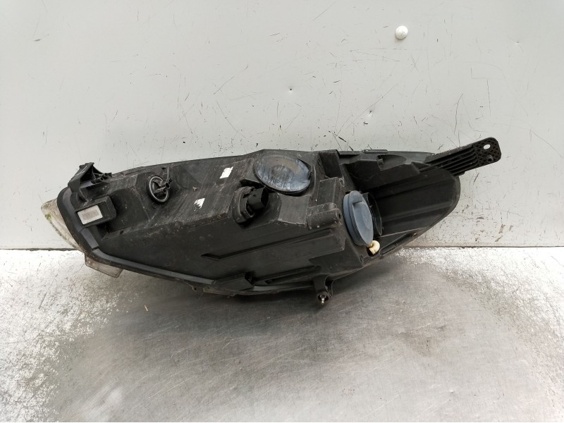 Recambio de faro derecho para ford fiesta (ce1) cool&connect referencia OEM IAM H1BB13W029AE VER FOTOS 
