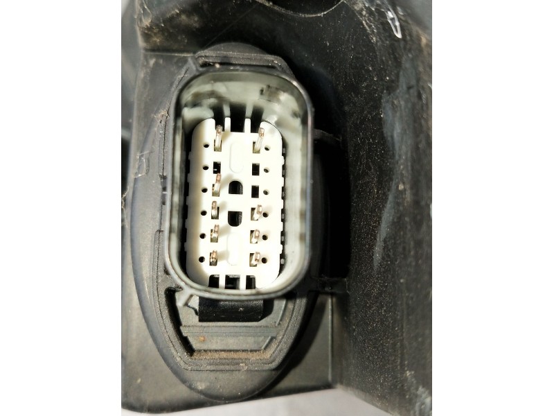 Recambio de faro derecho para ford fiesta (ce1) cool&connect referencia OEM IAM H1BB13W029AE VER FOTOS 