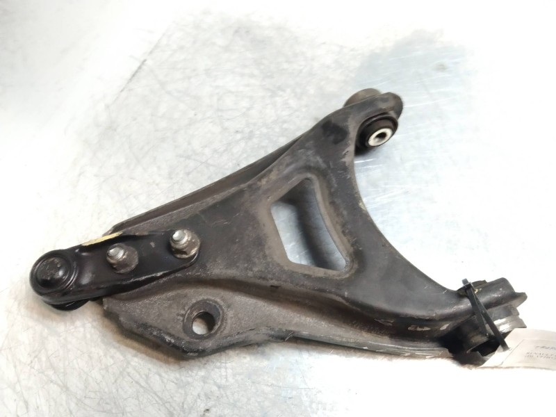 Recambio de brazo suspension inferior delantero izquierdo para renault clio i fase i+ii (b/c57) 1.9 diesel referencia OEM IAM   