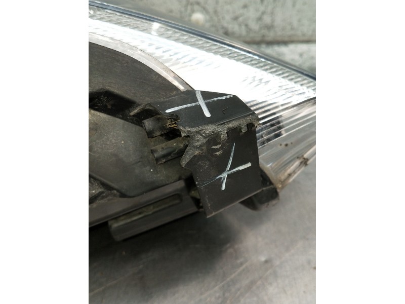Recambio de faro izquierdo para ford fiesta (ce1) cool&connect referencia OEM IAM H1BB13W030AE ver fotos 