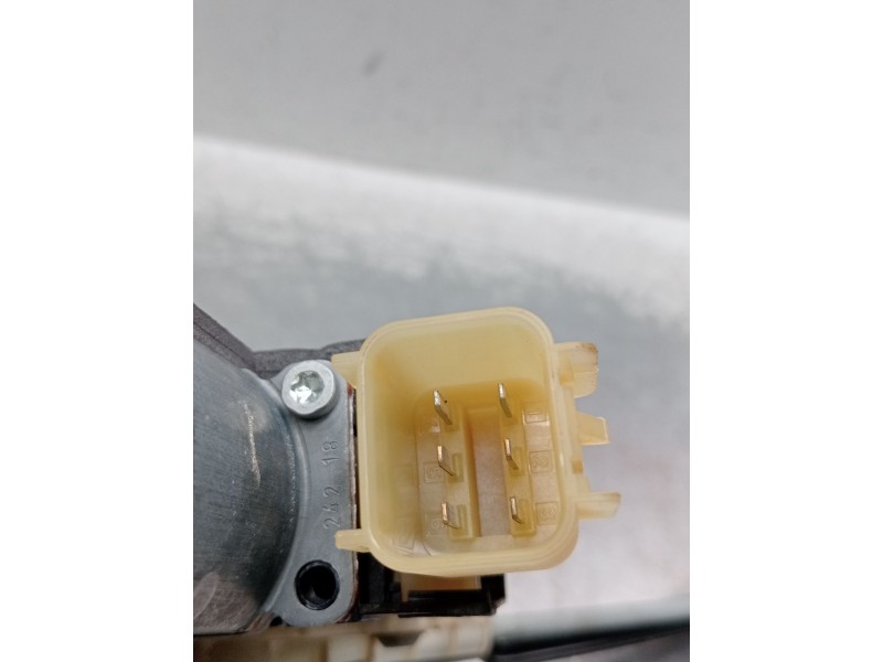 Recambio de elevalunas delantero izquierdo para jaguar e-pace (x540) 2.0 d180 awd referencia OEM IAM J9C323201AB 5P 