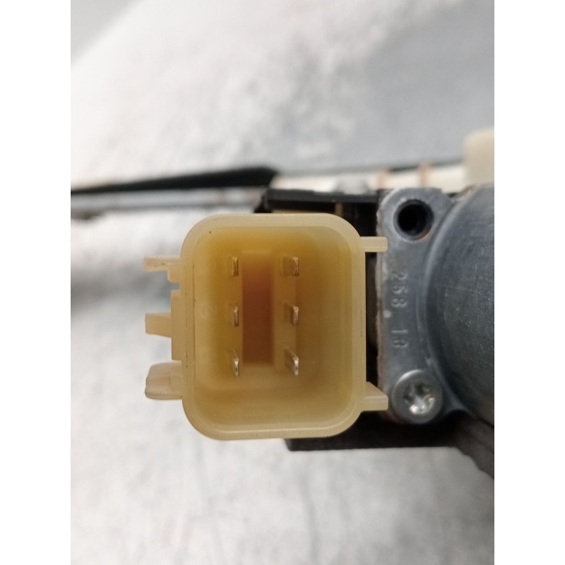 Recambio de elevalunas trasero izquierdo para jaguar e-pace (x540) 2.0 d180 awd referencia OEM IAM J9C327001AB 5P 