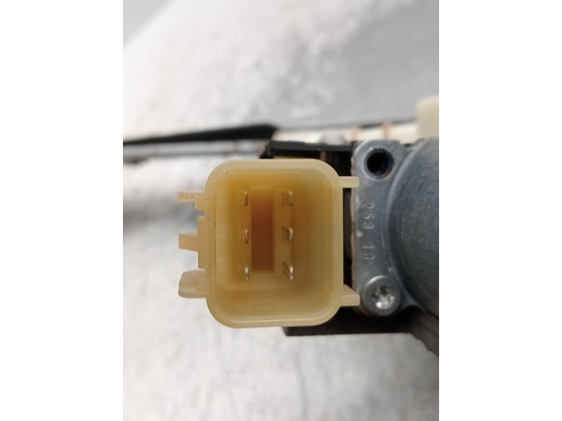 Recambio de elevalunas trasero izquierdo para jaguar e-pace (x540) 2.0 d180 awd referencia OEM IAM J9C327001AB 5P 