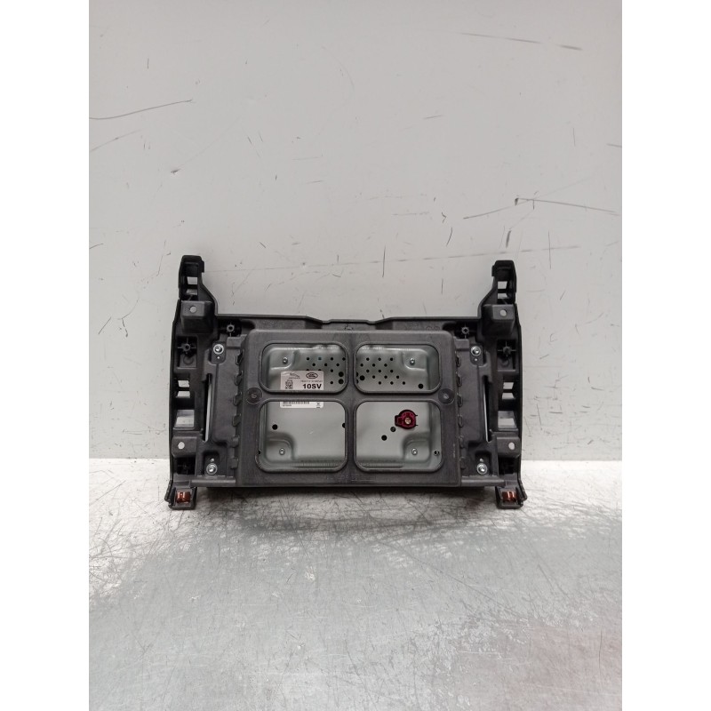 Recambio de pantalla multifuncion para jaguar e-pace (x540) 2.0 d180 awd referencia OEM IAM GX6319C299AE  