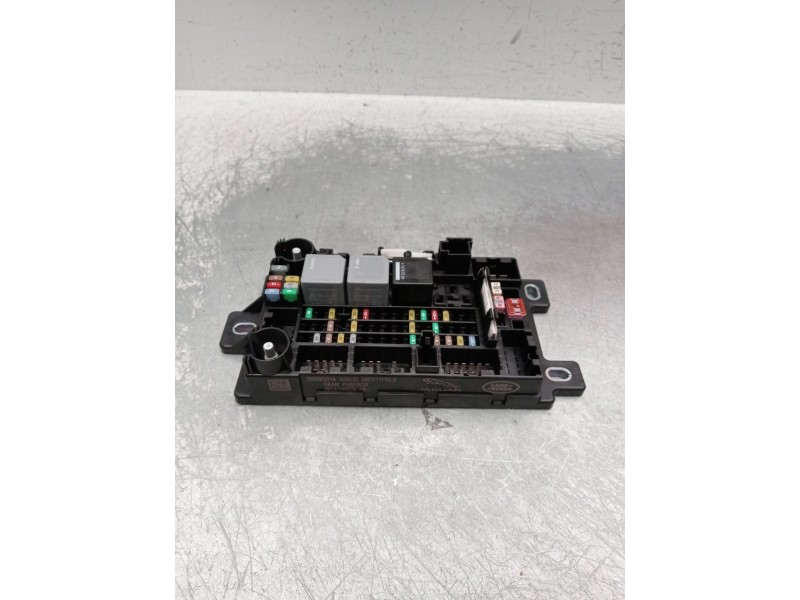 Recambio de caja reles / fusibles para jaguar e-pace (x540) 2.0 d180 awd referencia OEM IAM J9C314N030AB  