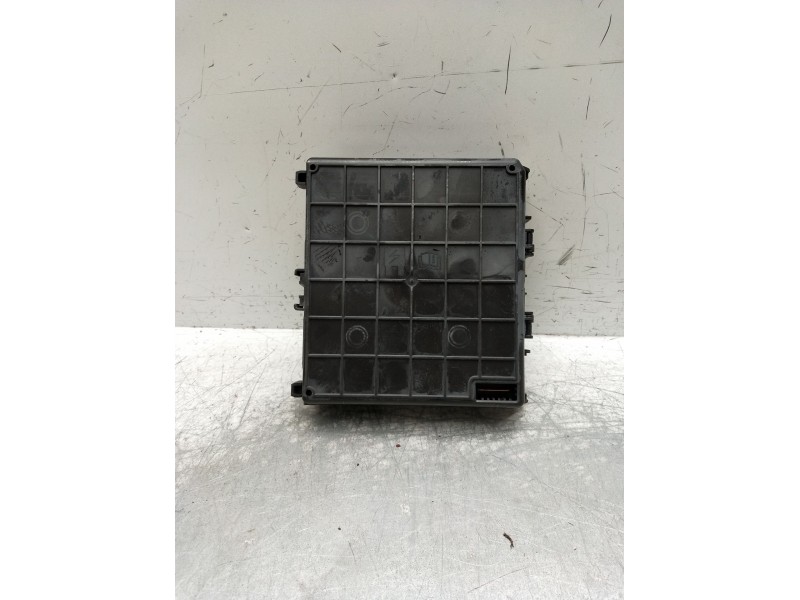 Recambio de caja reles / fusibles para ford fiesta (ce1) cool&connect referencia OEM IAM H1BT14D068AG 9690820057 