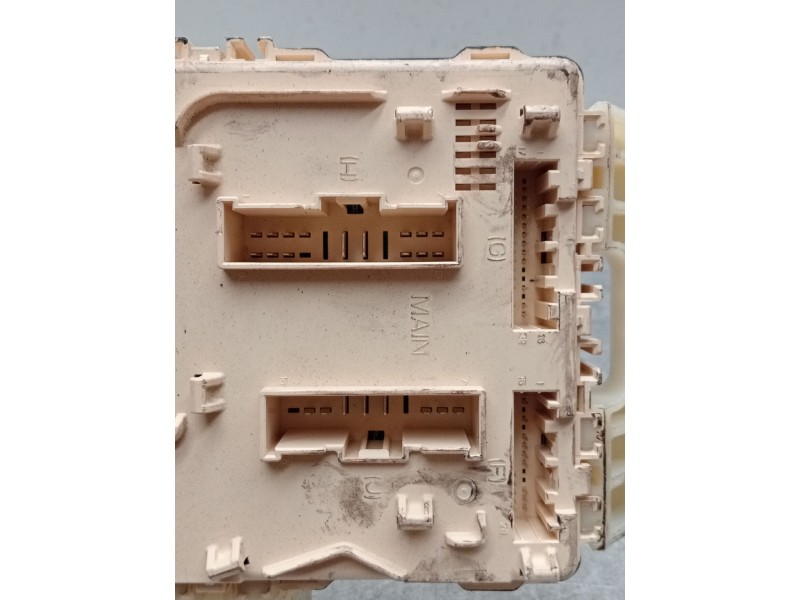 Recambio de caja reles / fusibles para hyundai ix35 (lm, el, elh) 1.7 crdi referencia OEM IAM 919502S721  