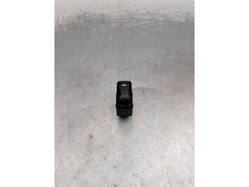Recambio de mando elevalunas delantero derecho para hyundai ix35 (lm, el, elh) 1.7 crdi referencia OEM IAM  5P 