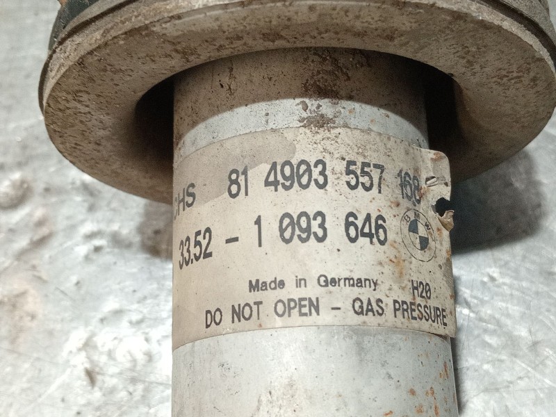 Recambio de amortiguador trasero derecho para bmw 5 (e39) 525 d referencia OEM IAM 33521093646 814903557168 