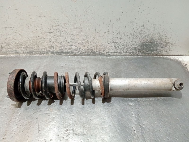 Recambio de amortiguador trasero izquierdo para bmw 5 (e39) 525 d referencia OEM IAM 33521093646 814903557168 