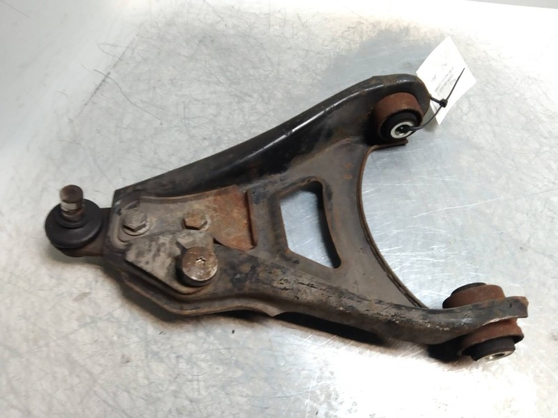 Recambio de brazo suspension inferior delantero izquierdo para renault clio i phase iii 1.9 diesel referencia OEM IAM   