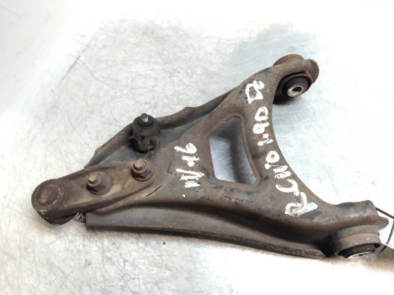 Recambio de brazo suspension inferior delantero izquierdo para renault clio i phase iii 1.9 diesel referencia OEM IAM   