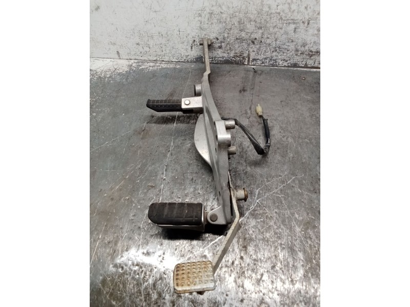 Recambio de estribos laterales para honda nt nt 650 v deauville (rc47) referencia OEM IAM    Recambio de estribos laterales para honda nt nt 650 v deauville (rc47) referencia OEM IAM