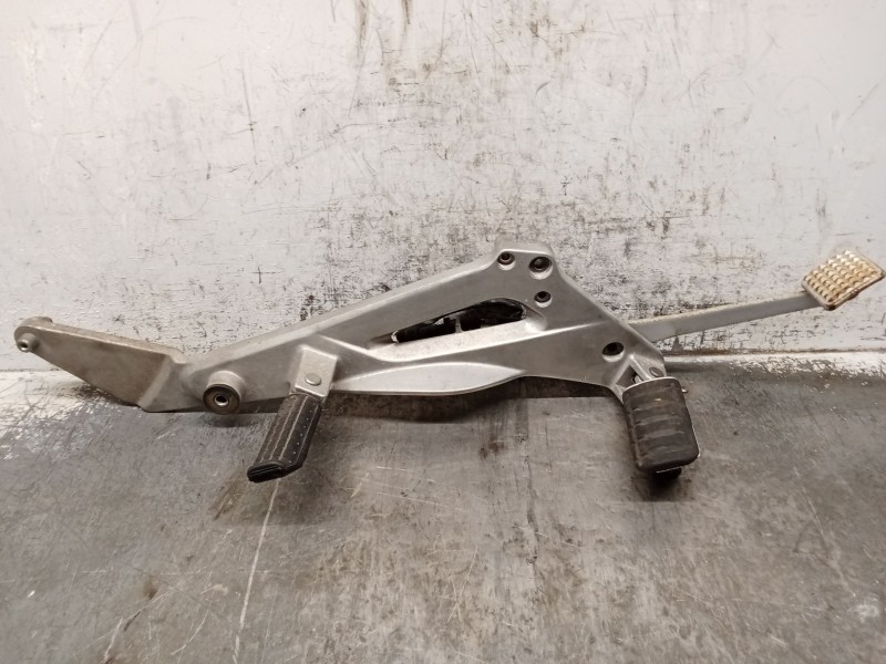 Recambio de estribos laterales para honda nt nt 650 v deauville (rc47) referencia OEM IAM    Recambio de estribos laterales para honda nt nt 650 v deauville (rc47) referencia OEM IAM