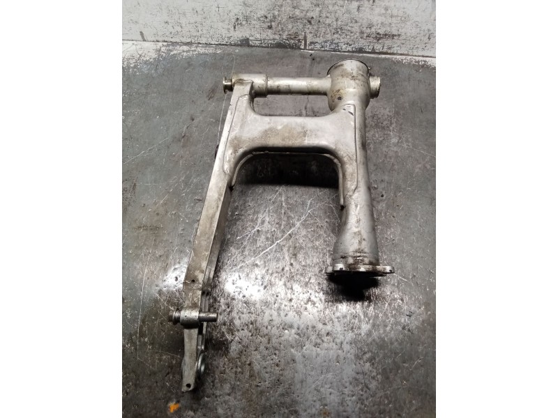 Recambio de puente delantero para honda nt nt 650 v deauville (rc47) referencia OEM IAM    Recambio de puente delantero para honda nt nt 650 v deauville (rc47) referencia OEM IAM