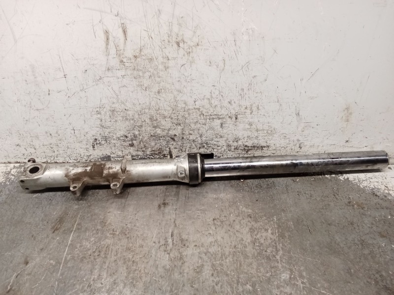 Recambio de amortiguador delantero derecho para honda nt nt 650 v deauville (rc47) referencia OEM IAM    Recambio de amortiguador delantero derecho para honda nt nt 650 v deauville (rc47) referencia OEM IAM