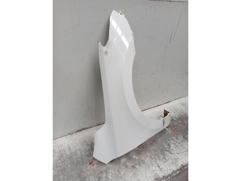 Recambio de aleta delantera derecha para hyundai i30 (fd) 1.6 crdi referencia OEM IAM   