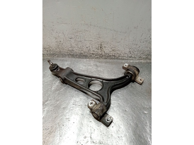 Recambio de brazo suspension inferior delantero izquierdo para alfa romeo gt (937_) 1.9 jtd (937cxn1b) referencia OEM IAM 606249