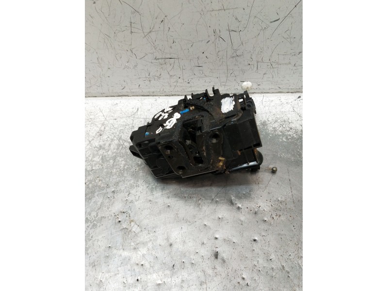 Recambio de motor cierre centralizado delantero derecho para hyundai santa fé ii (cm) 2.2 crdi gls 4x4 referencia OEM IAM 813202