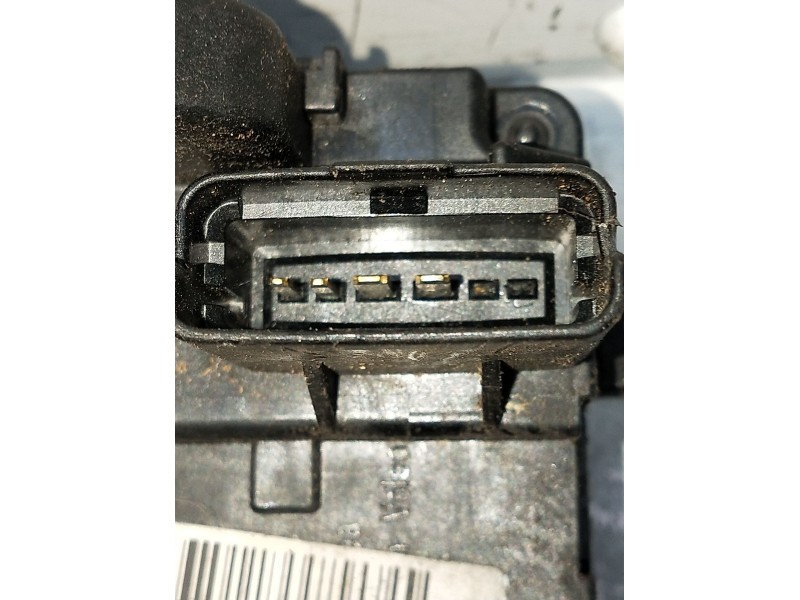 Recambio de motor cierre centralizado delantero derecho para hyundai santa fé ii (cm) 2.2 crdi gls 4x4 referencia OEM IAM 813202