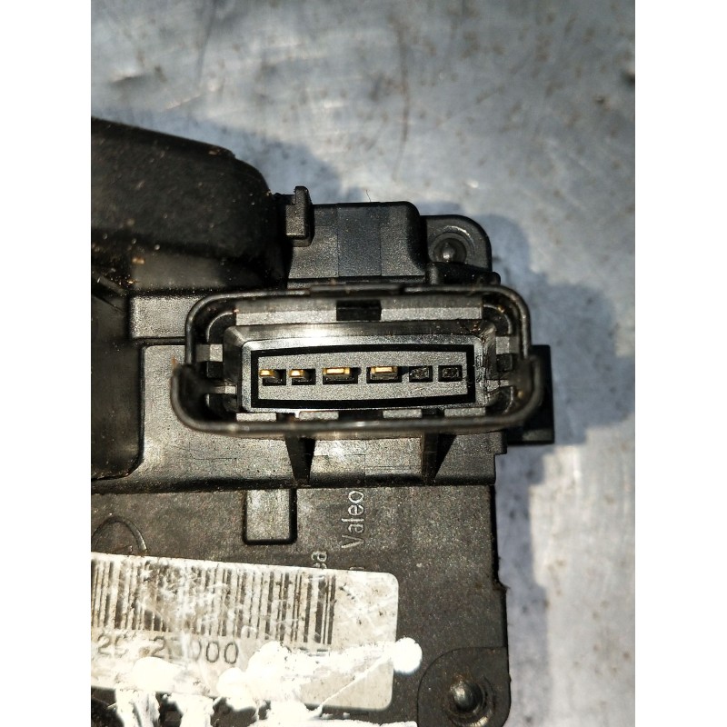 Recambio de motor cierre centralizado trasero derecho para hyundai santa fé ii (cm) 2.2 crdi gls 4x4 referencia OEM IAM 814202B0