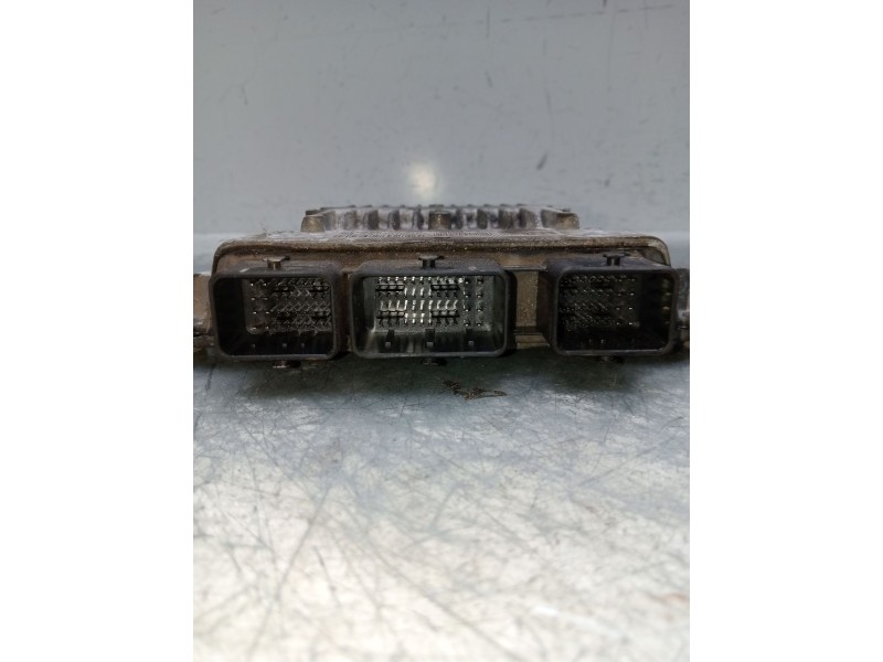 Recambio de centralita motor uce para citroën xsara (n1) 2.0 hdi 90 referencia OEM IAM 5WS40106GT SW9653647880 