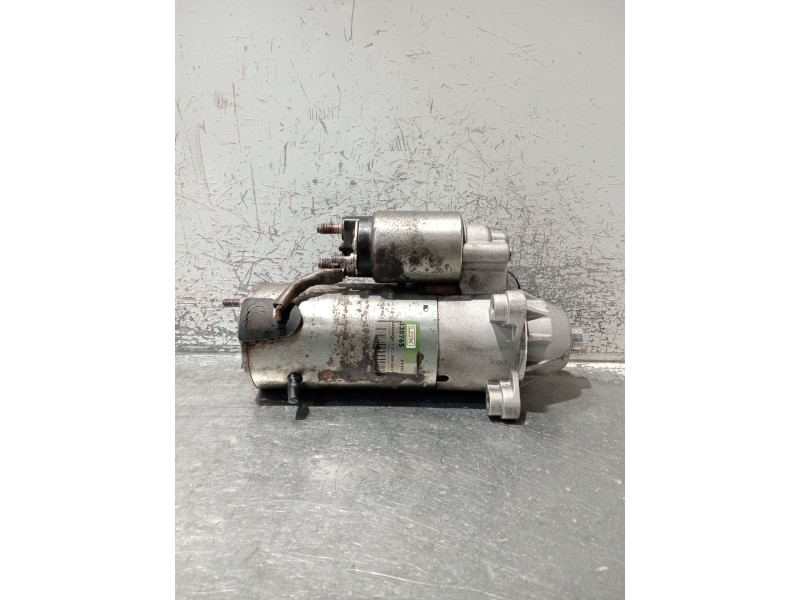 Recambio de motor arranque para ford focus i sedán (dfw) 1.8 turbo di / tddi referencia OEM IAM 330765  