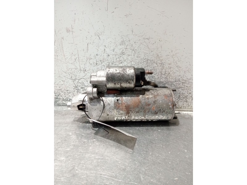Recambio de motor arranque para ford focus i sedán (dfw) 1.8 turbo di / tddi referencia OEM IAM 330765  