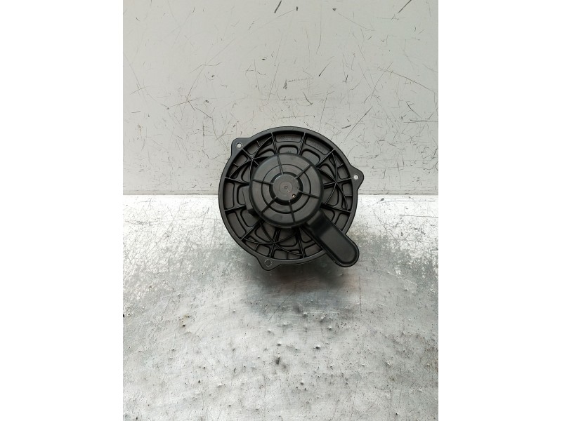 Recambio de motor calefaccion para hyundai santa fé ii (cm) 2.2 crdi gls 4x4 referencia OEM IAM F00S33F011 F00S3B2272 