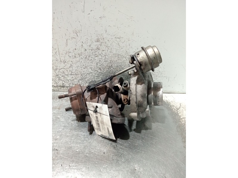 Recambio de turbocompresor para ssangyong rexton / rexton ii (gab_) 2.7 xdi referencia OEM IAM A6650901080 7422890003 