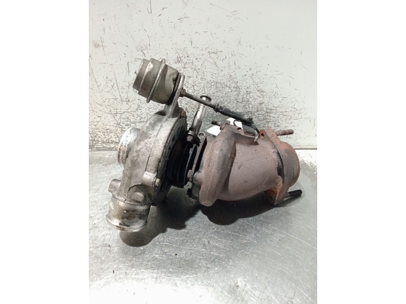 Recambio de turbocompresor para ssangyong rexton / rexton ii (gab_) 2.7 xdi referencia OEM IAM A6650901080 7422890003 