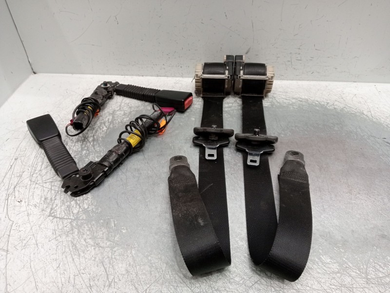 Recambio de juego cinturones delantero para ford focus ii (da_, hcp, dp) 1.8 tdci referencia OEM IAM  5P 