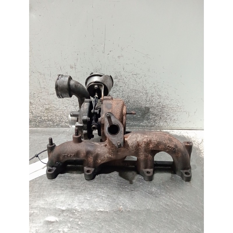 Recambio de turbocompresor para volkswagen golf iv variant (1j5) 1.9 tdi referencia OEM IAM 038253016F 7208551 GT1749VA