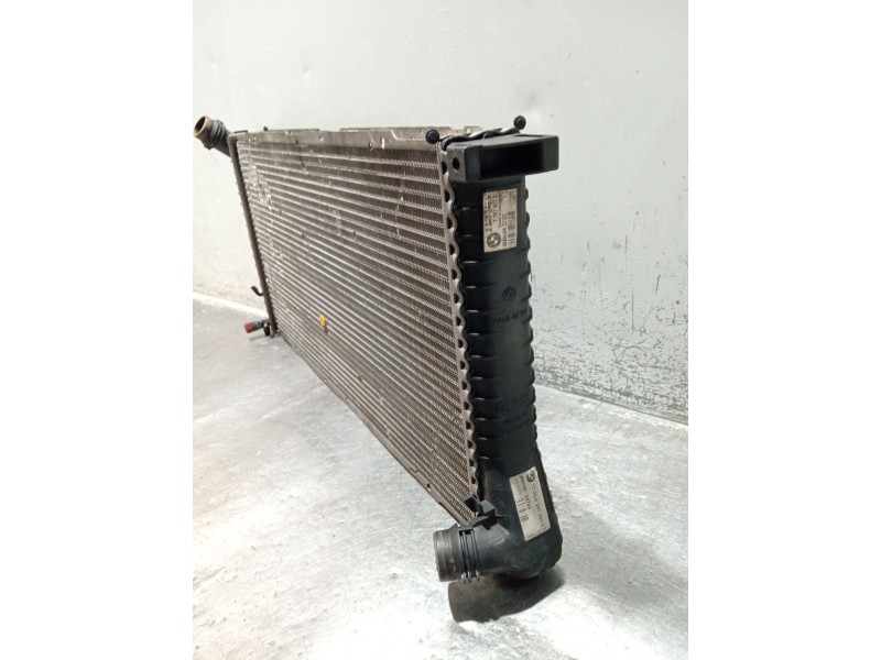 Recambio de radiador agua para bmw 5 (e39) 525 d referencia OEM IAM 77879070 22473459 