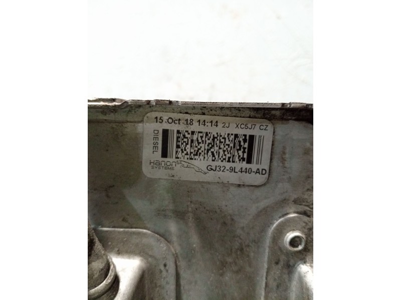 Recambio de intercooler para jaguar e-pace (x540) 2.0 d180 awd referencia OEM IAM GJ329L440AD  