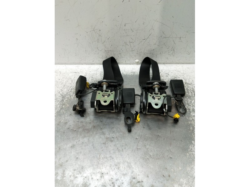 Recambio de juego cinturones trasero para mercedes-benz clase a (w169) a 180 cdi (169.007, 169.307) referencia OEM IAM  5P 