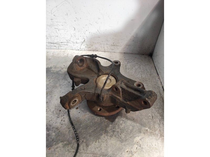 Recambio de mangueta delantera izquierda para volkswagen crafter caja cerrada caja cerrada 35 referencia OEM IAM   