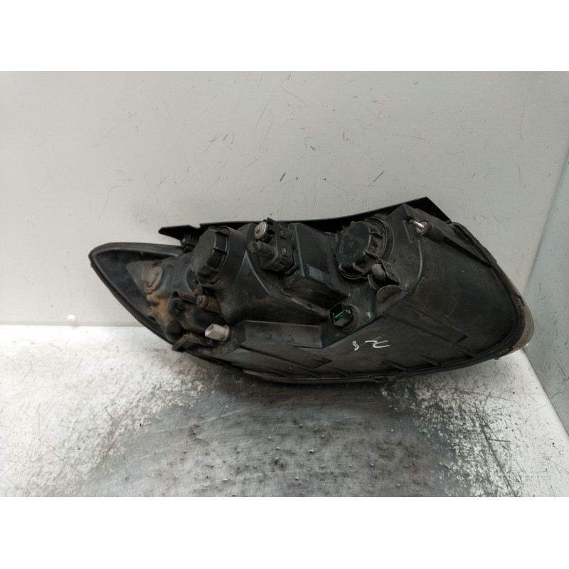 Recambio de faro izquierdo para hyundai santa fé ii (cm) 2.2 crdi gls 4x4 referencia OEM IAM 921012BXXX  